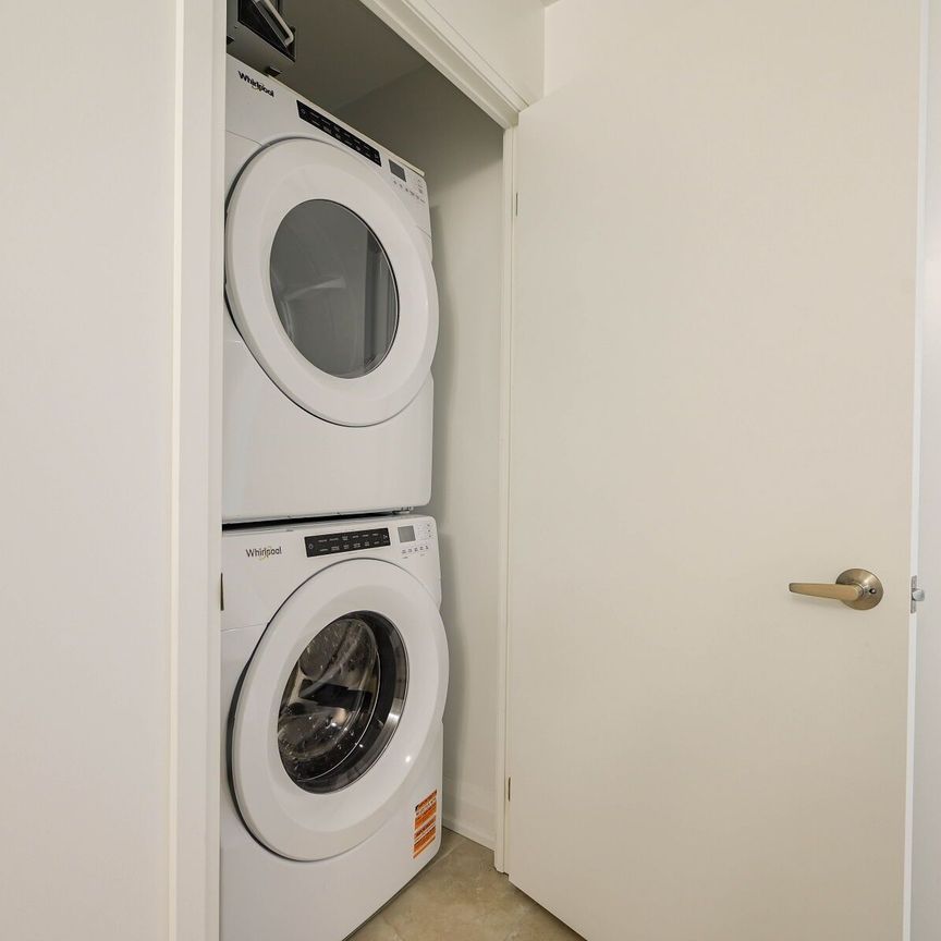 For Lease - 1035 Southdown Road Unit# 1414, Mississauga, Ontario - Photo 1