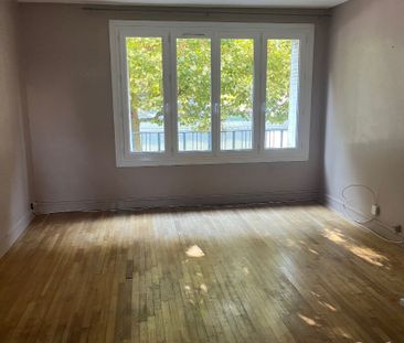 Location Appartement 2 pièces 62m² - Photo 3