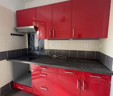 Location Appartement 4 pièces 87m² CASTELNAUDARY 11400 - Photo 4