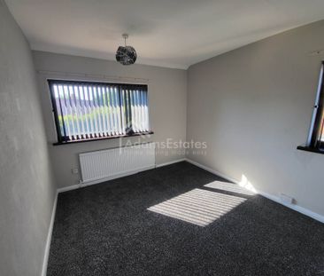 Edge Avenue, Dewsbury - Photo 1