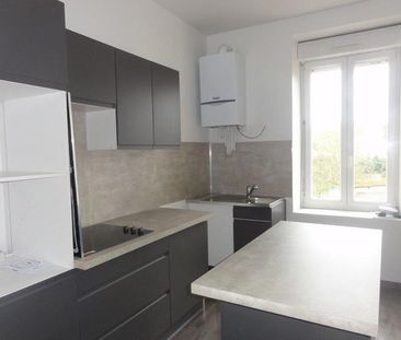 Location Appartement 2 pièces 44m² LE CREUSOT 71200 - Photo 4