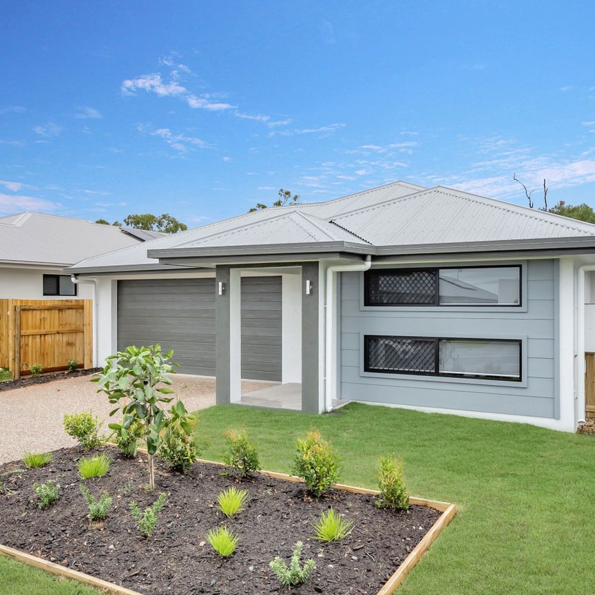 Modern Family Living in Bohle Plains - Photo 1