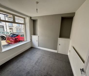 Brynglas Street, Pen-Y-Darren - Photo 5