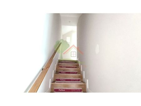 3 bedroom luxury Semidetached House for rent in Assafora (Sao Joao das Lampas), Sintra, Lisbon - Photo 4