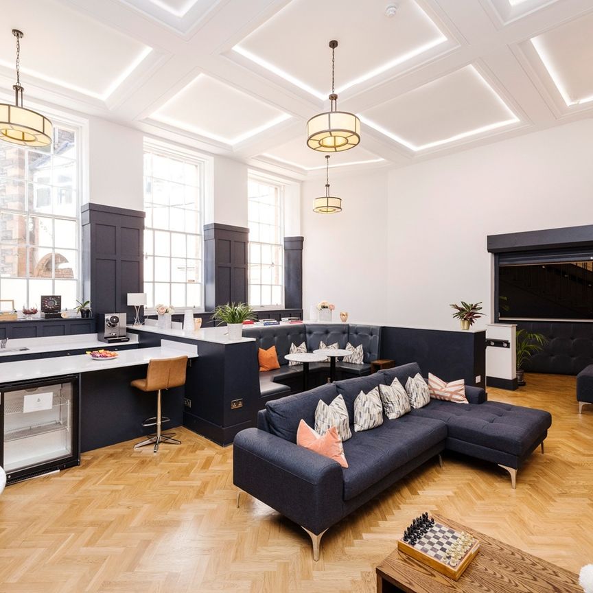 1 Bed Flat, Mcdonald Road, EH7 - Photo 1