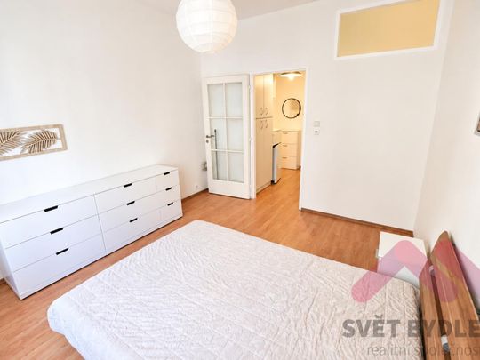 Pronájem bytu 1+kk 30 m2 - Photo 1