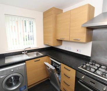 2 bedroom semi-detached house to rent - Photo 5