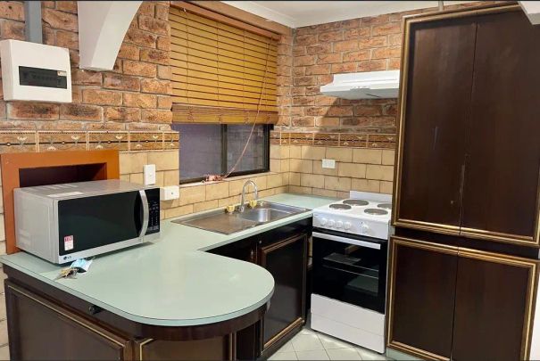 “Available from the 5th of Dec” - Photo 1