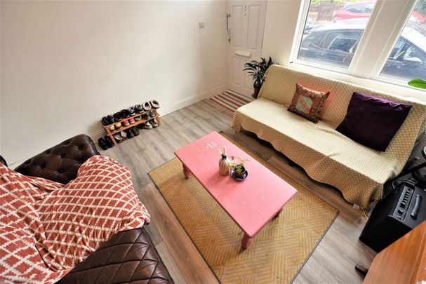 4 bedroom house to rent - Photo 1