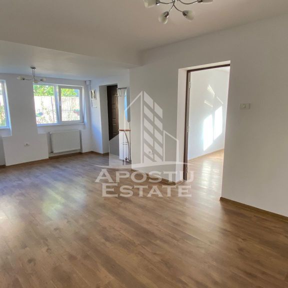 Casa individuala, 4 camere, centrala proprie,cur,zona Lip... - Fotografie 1