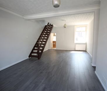 2 Bedroom House To Rent - Photo 6