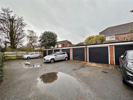 2 bedroom flat to rent - Photo 5