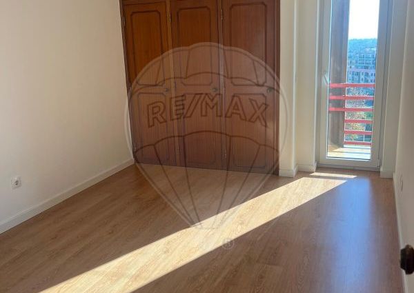 Apartamento T3 em Setúbal
