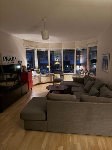 Rum i Lägenhet nära Universitetssjukhuset - två månader - Foto 2