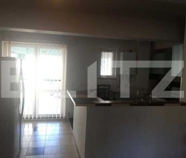 Apartament cu 4 camere , semidecomandat , 80 mp, terasa generoasa, zona strazii Huedinului - Photo 6