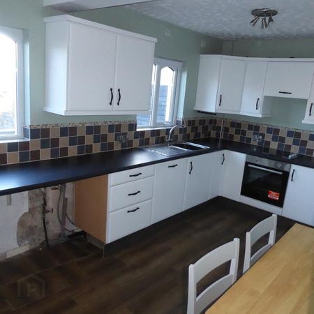 8, Centenary Park, Omagh, BT78 5HH - Photo 4