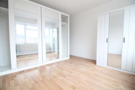 Shelley Close, Hayes - Photo 2