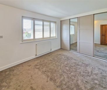 2 bedroom semi-detached house to rent - Photo 2