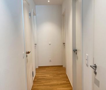 Moderne Neubauwohnung mit drei Zimmern im Südwesten Berlins - Photo 1