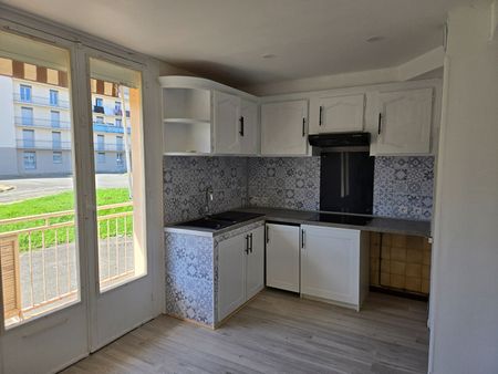 Location appartement 3 pièces, 55.00m², Carmaux - Photo 4