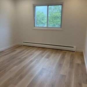 4 1/2 à Louer Longueuil - Photo 3