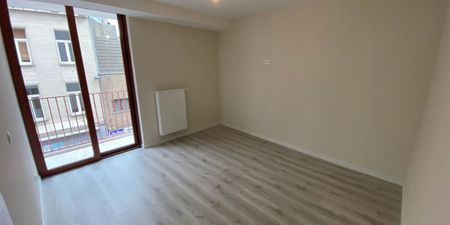 Appartement te huur in Oostende voor € 880 met 2 slaapkamers - Foto 2