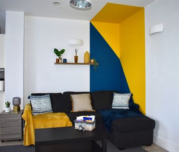 2 Bed Flat, Kings Road, RG1 - Photo 1