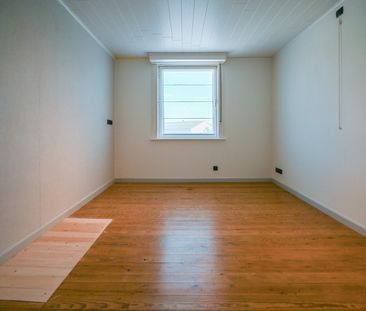 Rijwoning met uitweg achteraan en ruime garage te Izegem - foto 6