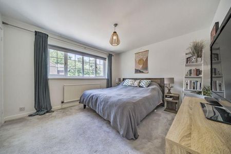 4 bedroom detached house to rent - Photo 5