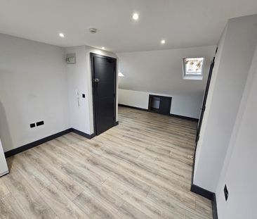 Studio Flat, Brownhill Road, SE6 - Photo 2