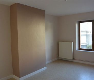 Location Appartement 3 pièces 82m² - Photo 3
