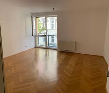 Sehr geräumige 2-Zimmer Wohnung mit Loggia in Nikolsdorfergasse / nahe 1040 - Photo 1