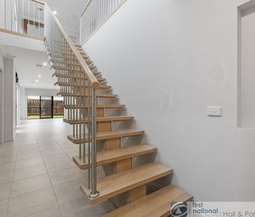 10 Trainers Way, Clyde - Photo 3