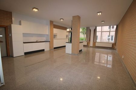 Appartement te huur - Foto 2