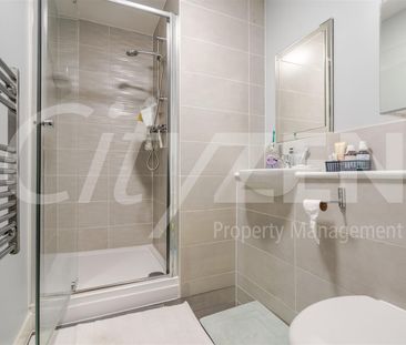 Adelphi Street, Salford - Photo 6