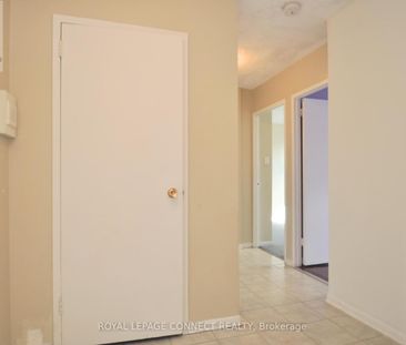 #407 - 5 Parkway Forest Drive – Toronto C15, Ontario - Photo 6
