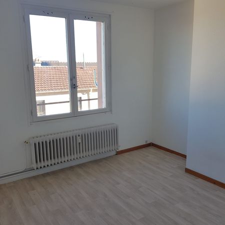 Location Appartement 1 pièce 26m² GOUSSAINVILLE 95190 - Photo 3