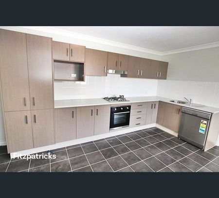 2/4 Kingsford Smith Road, Boorooma, NSW 2650 - Photo 4