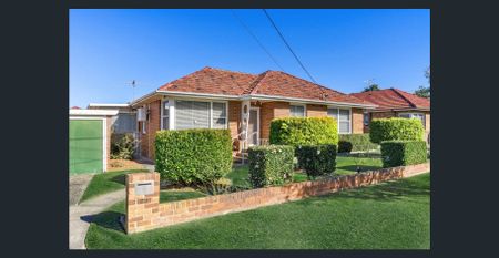 Updated Family Home Located In Moorefield Estate - Photo 5