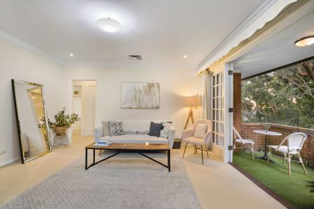 Great Location, Move in before Christmas - Photo 4