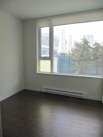 2 Bedroom - Photo 2