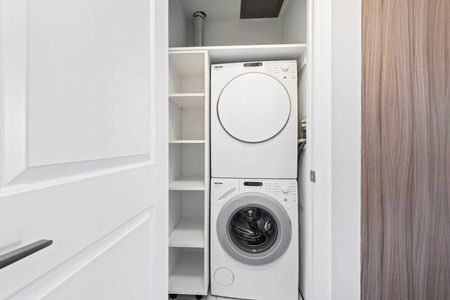 For Lease - 8 The Esplanade N/A Unit# 2402, Toronto, Ontario - Photo 4