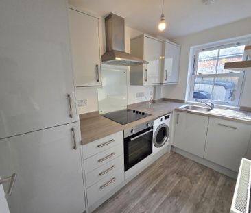 Henry Street, Gosport - Photo 4