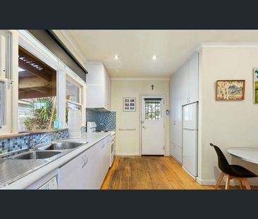 Mid Century Updated and Bright - 3 Bdrm ~ 1 Bath ~ Polished Floorbo... - Photo 6