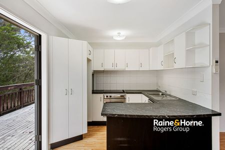 Neat & Tidy with Leafy Outlook - Photo 4