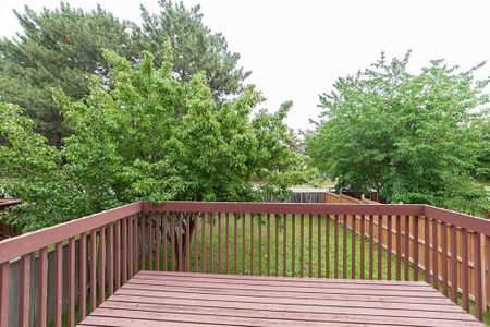 For Lease - 3 Myrna Lane, Toronto, Ontario - Photo 4