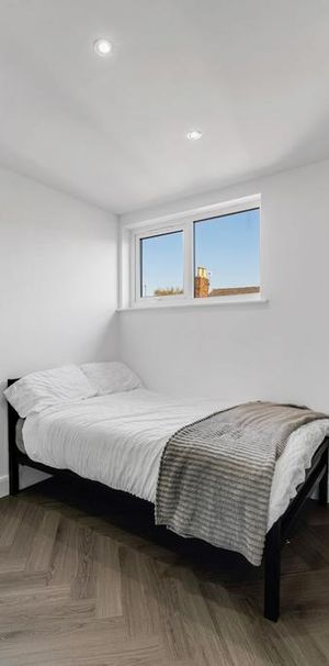 6 bedroom house to rent - Photo 1