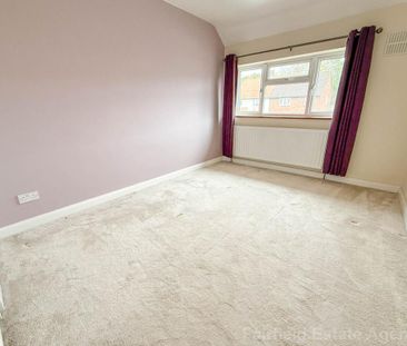 3 bedroom end of terrace house to rent - Photo 5