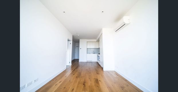 Art Series RESIDENCES [THE CHEN]- 2 bedroom 1 bathroom with on site parking (enclosed balcony) - Photo 1