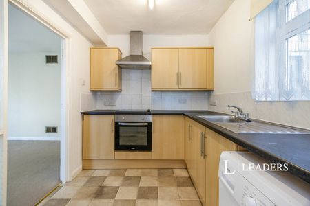 2 bedroom apartment to rent Mulgrave Road, Sutton, SM2 - Photo 2